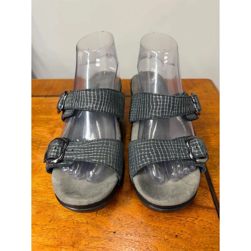 Dansko Women's  8 EU 38 Blue Gray Gold Grid Leather Buckle Slide Wedge Sandals